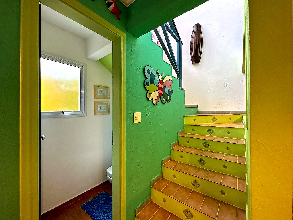 Escadas para segundo pavimento