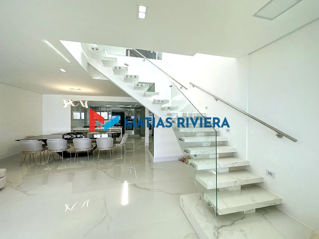 Escadas para segundo pavimento
