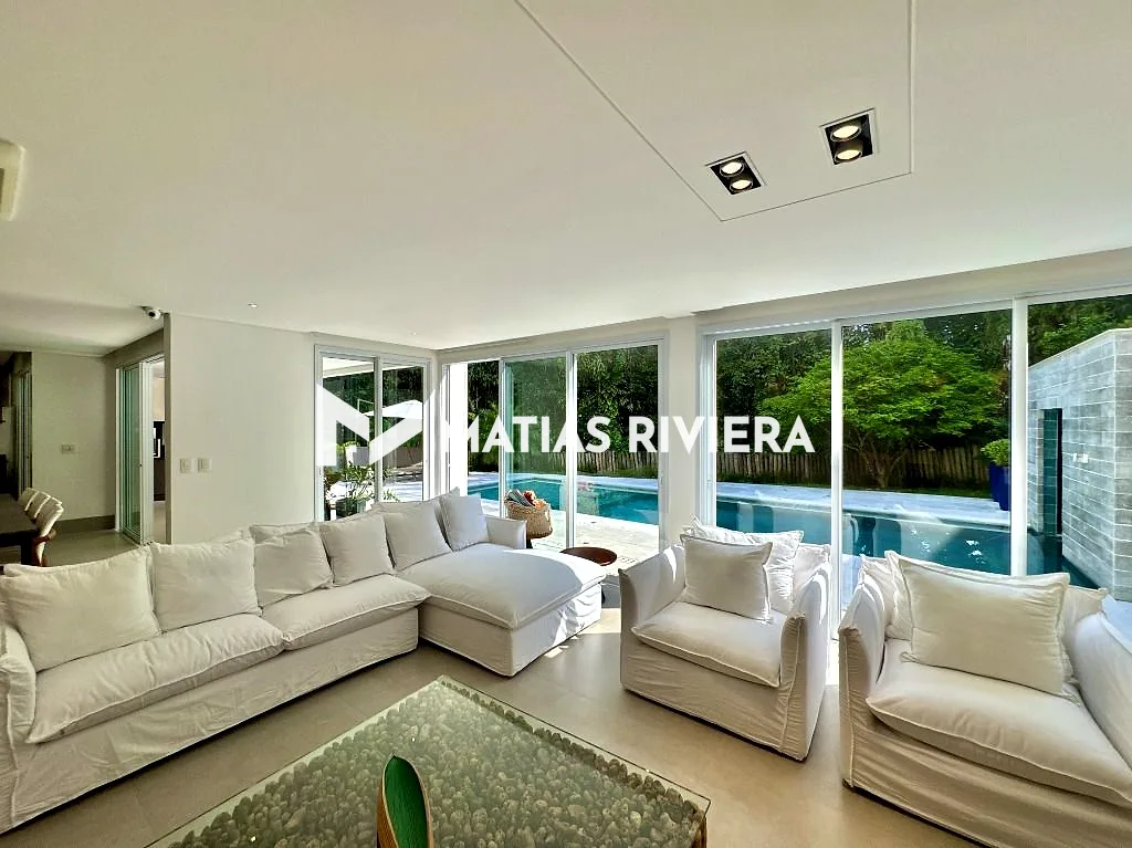 Casa · Riviera de São Lourenço · Módulo 30