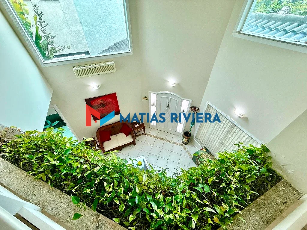 Entrada Social